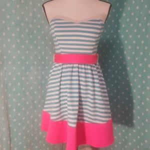 🍋 Bright Striped Summer Dress!